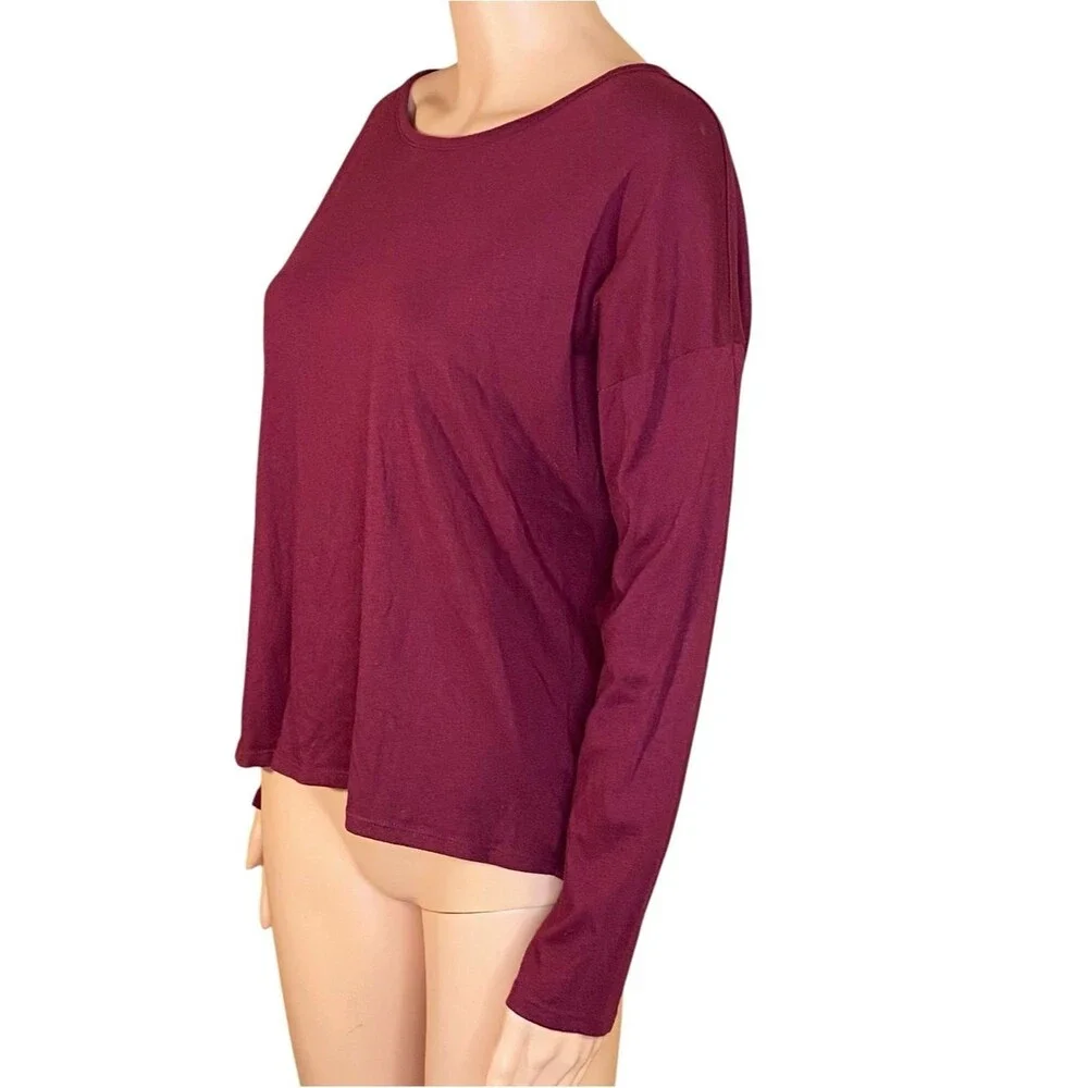 Old Navy Softest Tee Burgundy Long Sleeve Crewneck Cris Cross Girls Size XXL 18